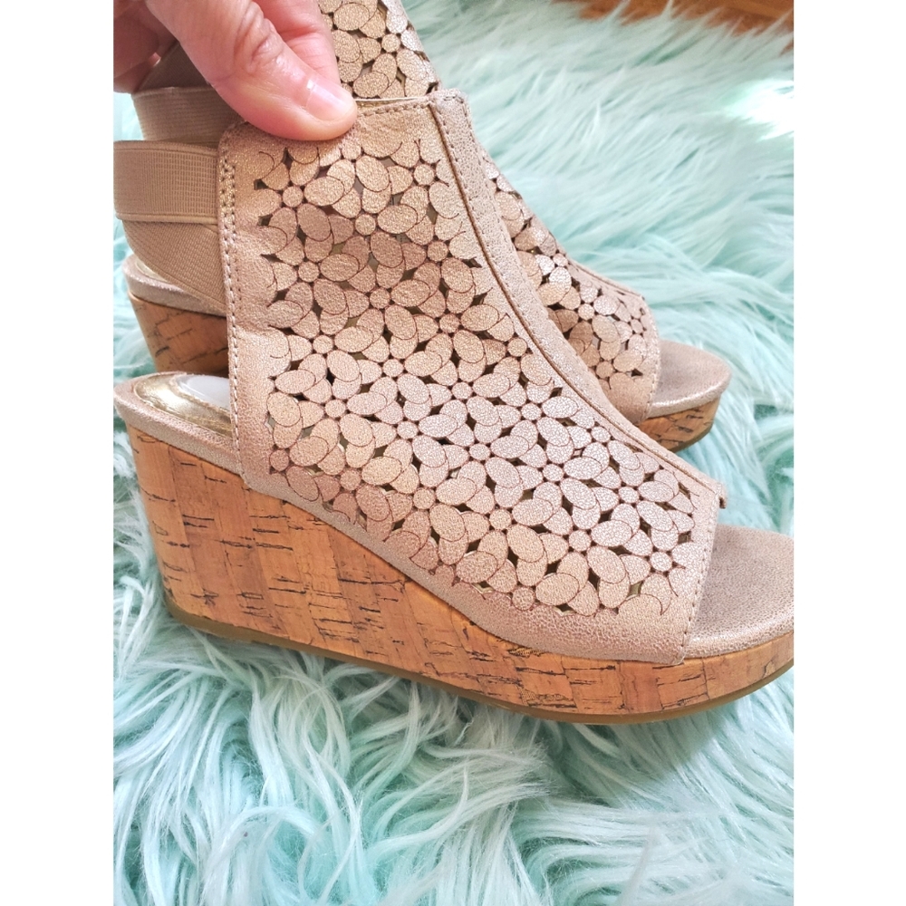 Little girls size:13 Gold Kenneth Cole wedge heels